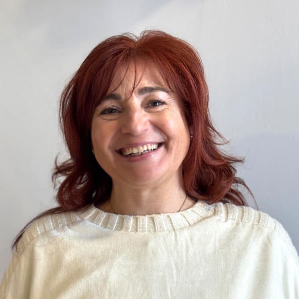 25 años de experiencia en sanación energética y guía espiritual